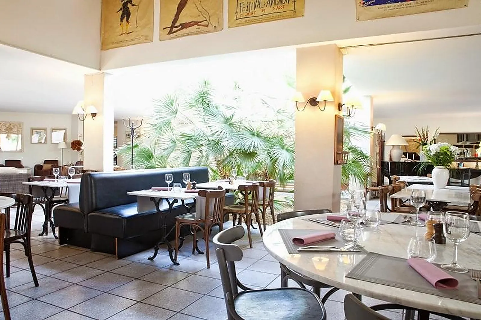 Lieux événementiels, BEST WESTERN HÔTEL LE PARADOU AVIGNON