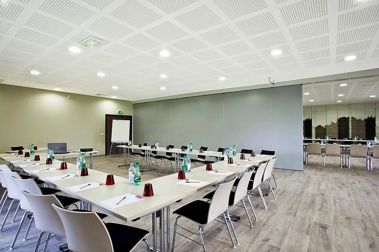 Lieux événementiels, BEST WESTERN HÔTEL LE PARADOU AVIGNON