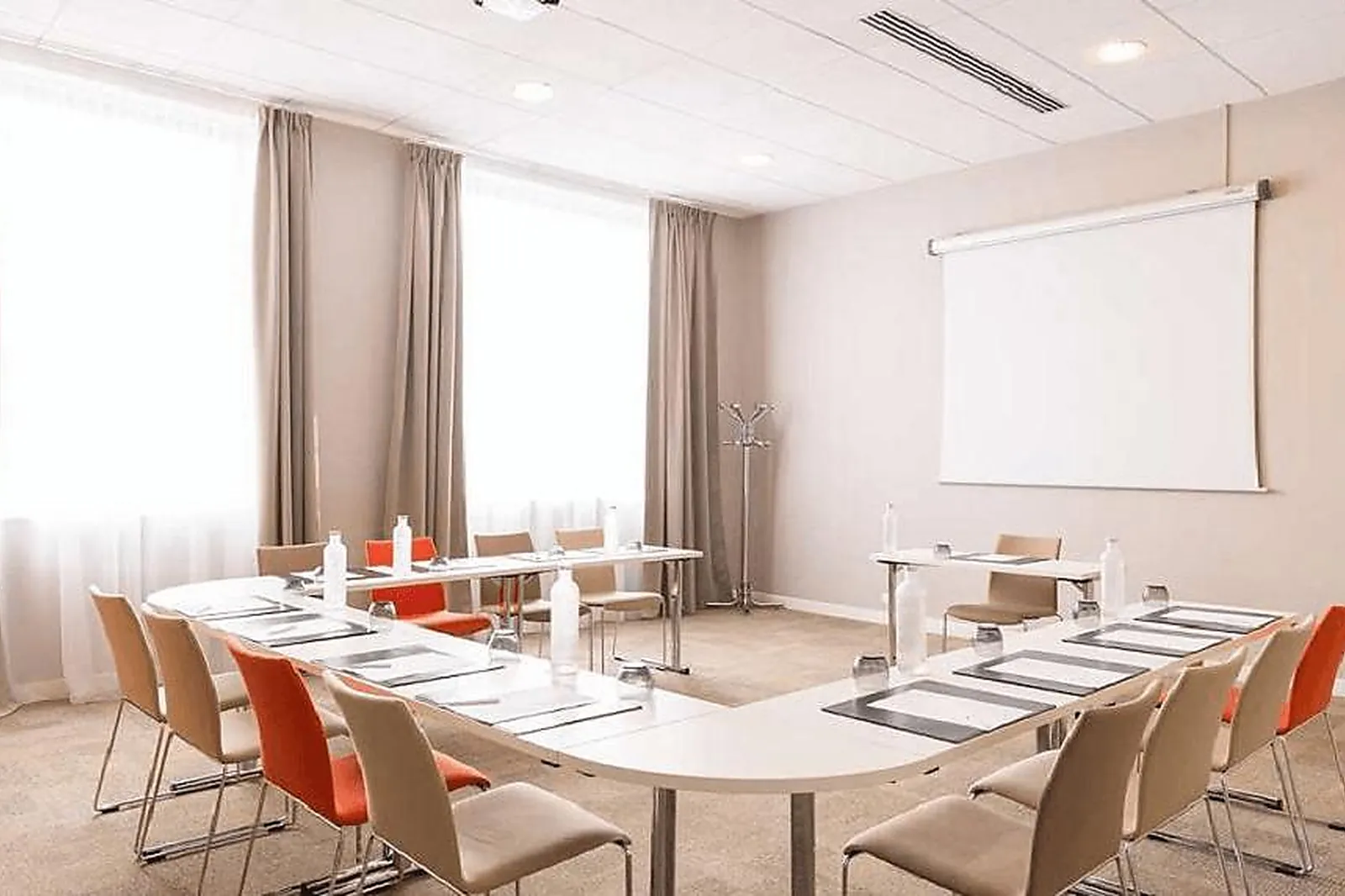 Lieux événementiels, BEST WESTERN PLUS PARIS SACLAY