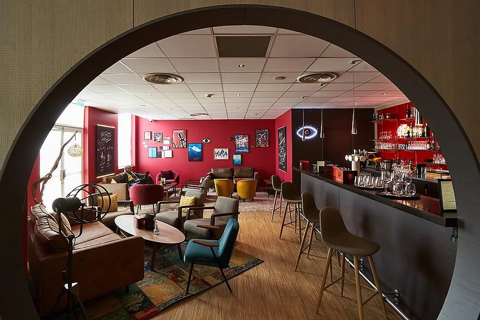 Lieux événementiels, BEST WESTERN PLUS PARIS SACLAY