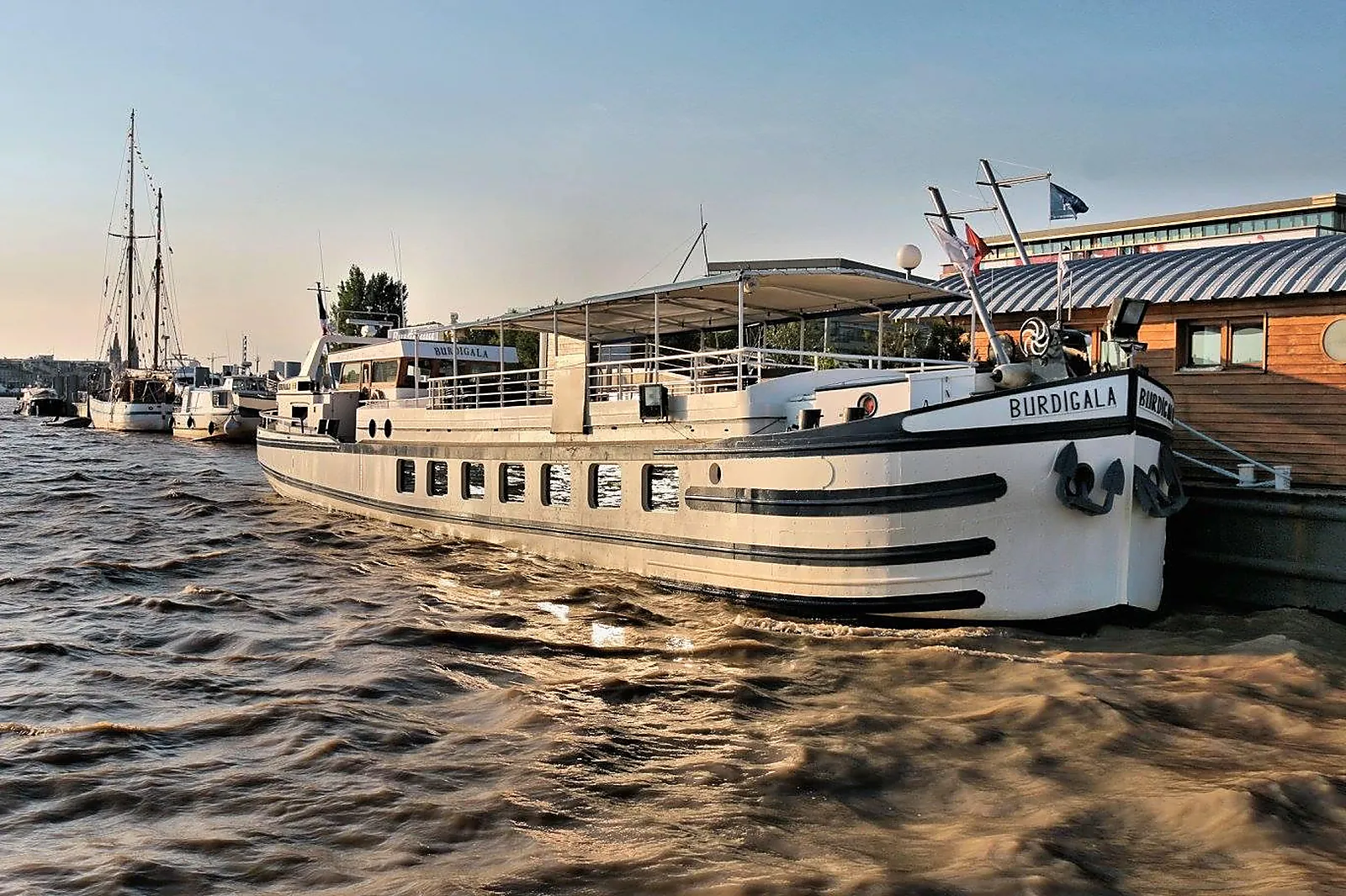 Lieux événementiels, BURDIGALA 1