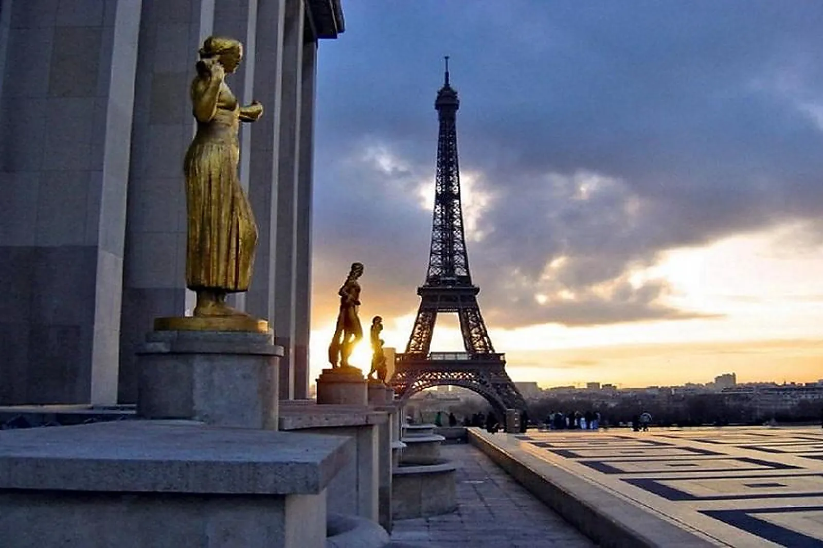 Lieux événementiels, BURO CLUB TROCADÉRO