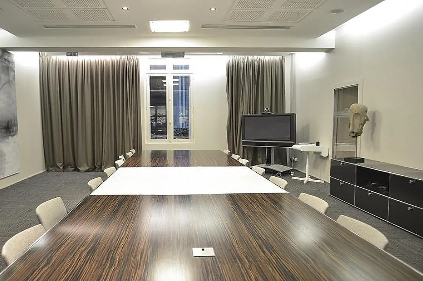 Lieux événementiels, BURO CLUB TROCADÉRO