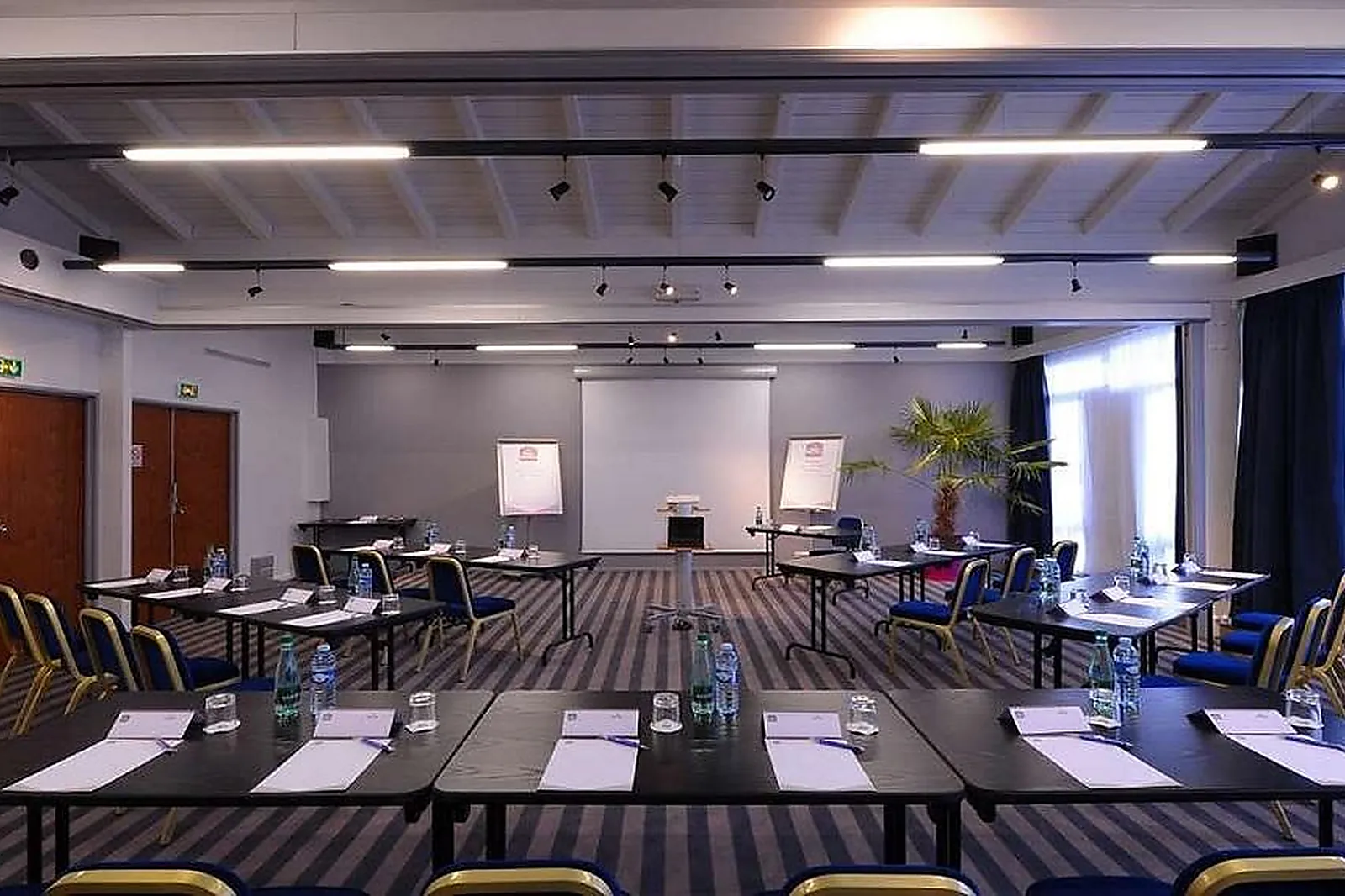 Lieux événementiels, BY GEORGETTE FOREZ