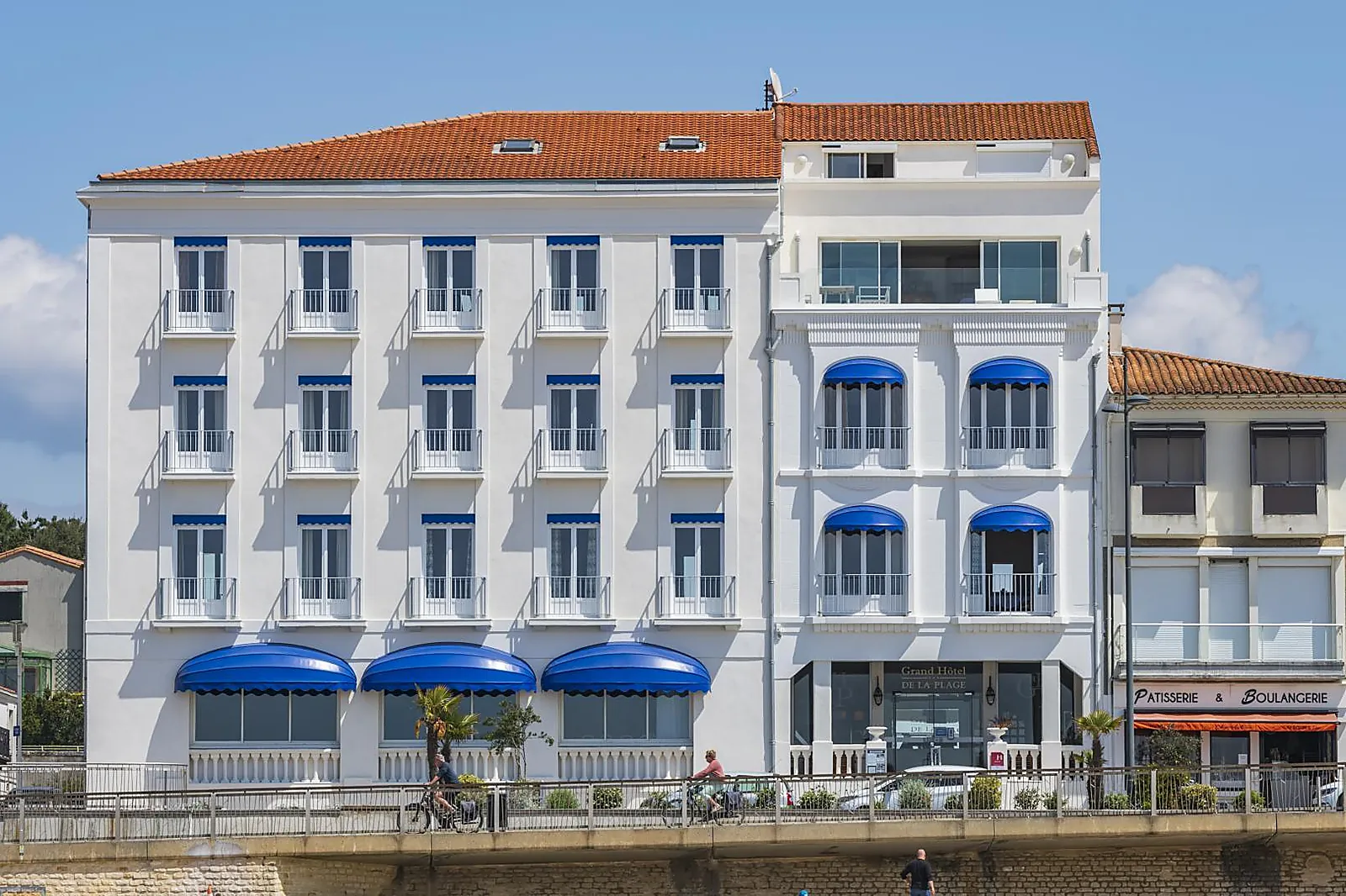 Lieux événementiels, CERISE ROYAN - LE GRAND HÔTEL DE LA PLAGE