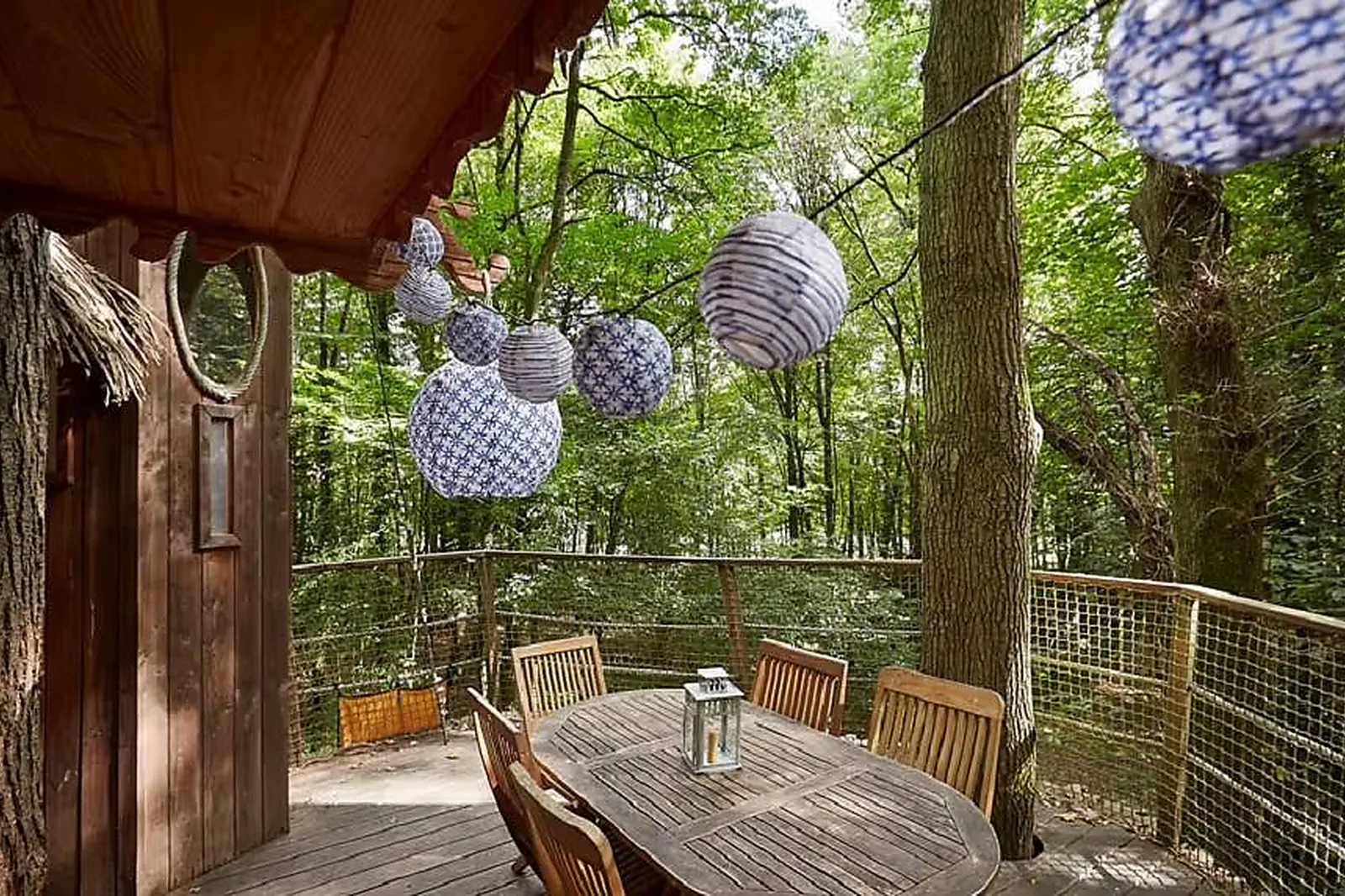 Lieux événementiels, CABANES DANS LES ARBRES DE LA GRANDE NOË