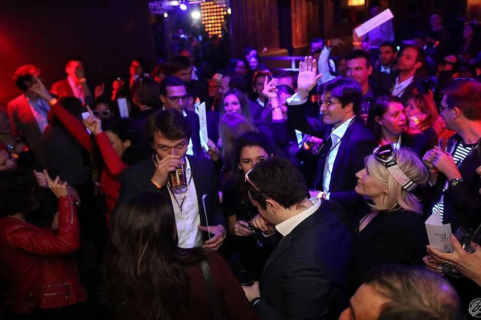 Cafés et Restaurants, CAFÉ OZ CHÂTELET