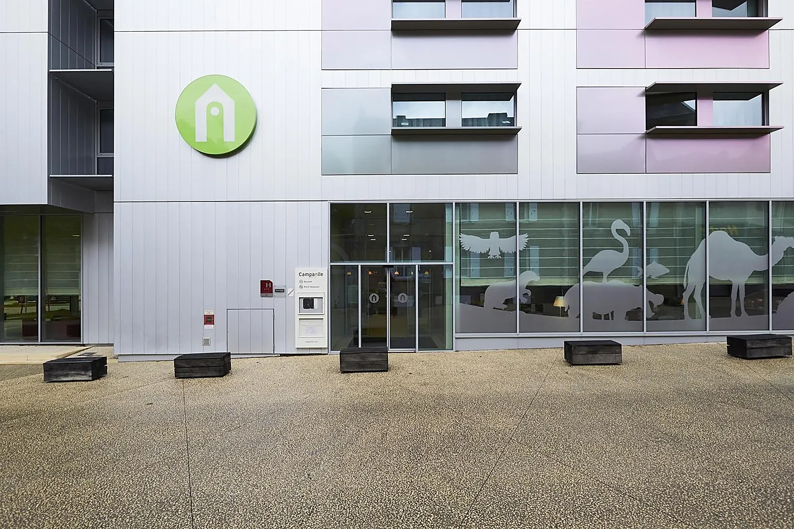 Lieux événementiels, CAMPANILE LA ROCHE-SUR-YON CENTRE