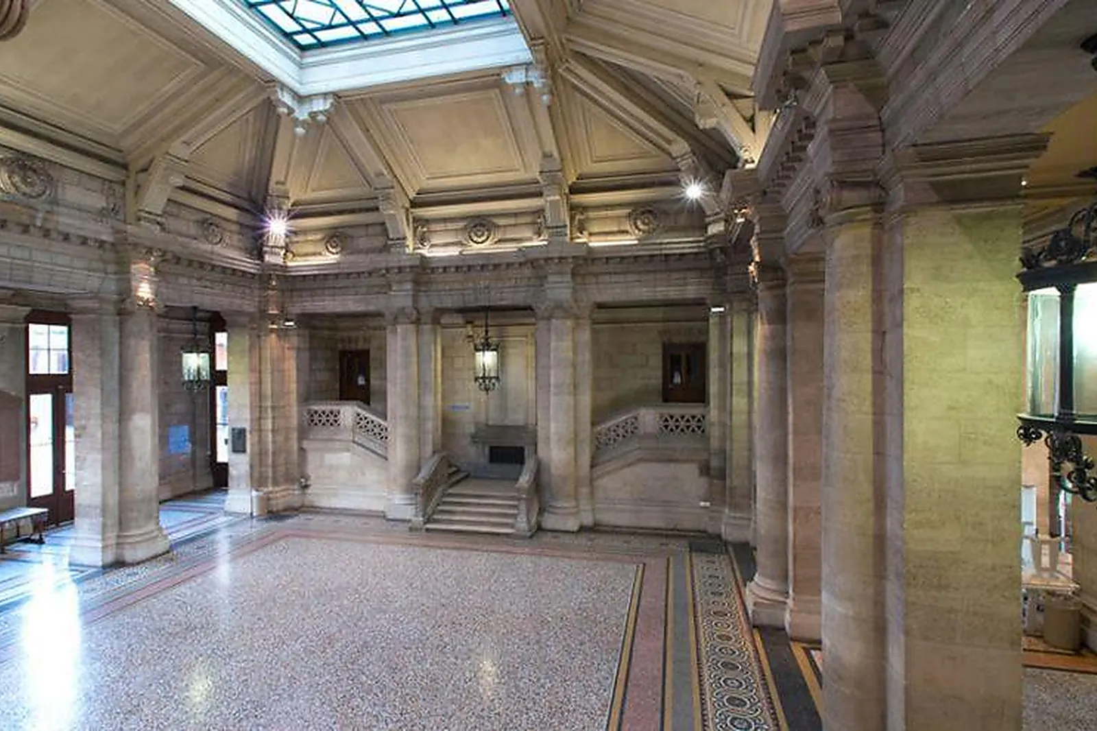 Aquitaine-Limousin-Poitou-Charentes, CAMPUS VICTOIRE - UNIVERSITÉ DE BORDEAUX