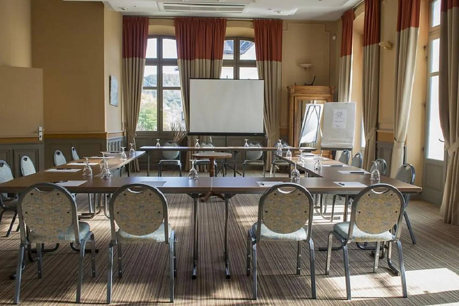 Lieux événementiels, CASINO HÔTEL DU PARC - GROUPE PARTOUCHE