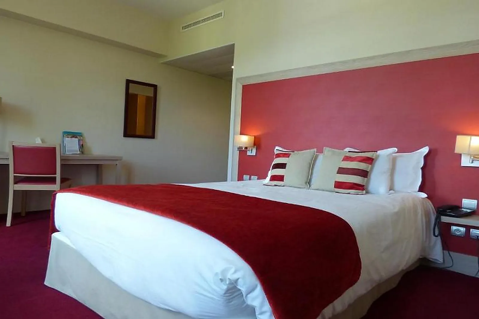 Lieux événementiels, CASINO HÔTEL DU PARC - GROUPE PARTOUCHE