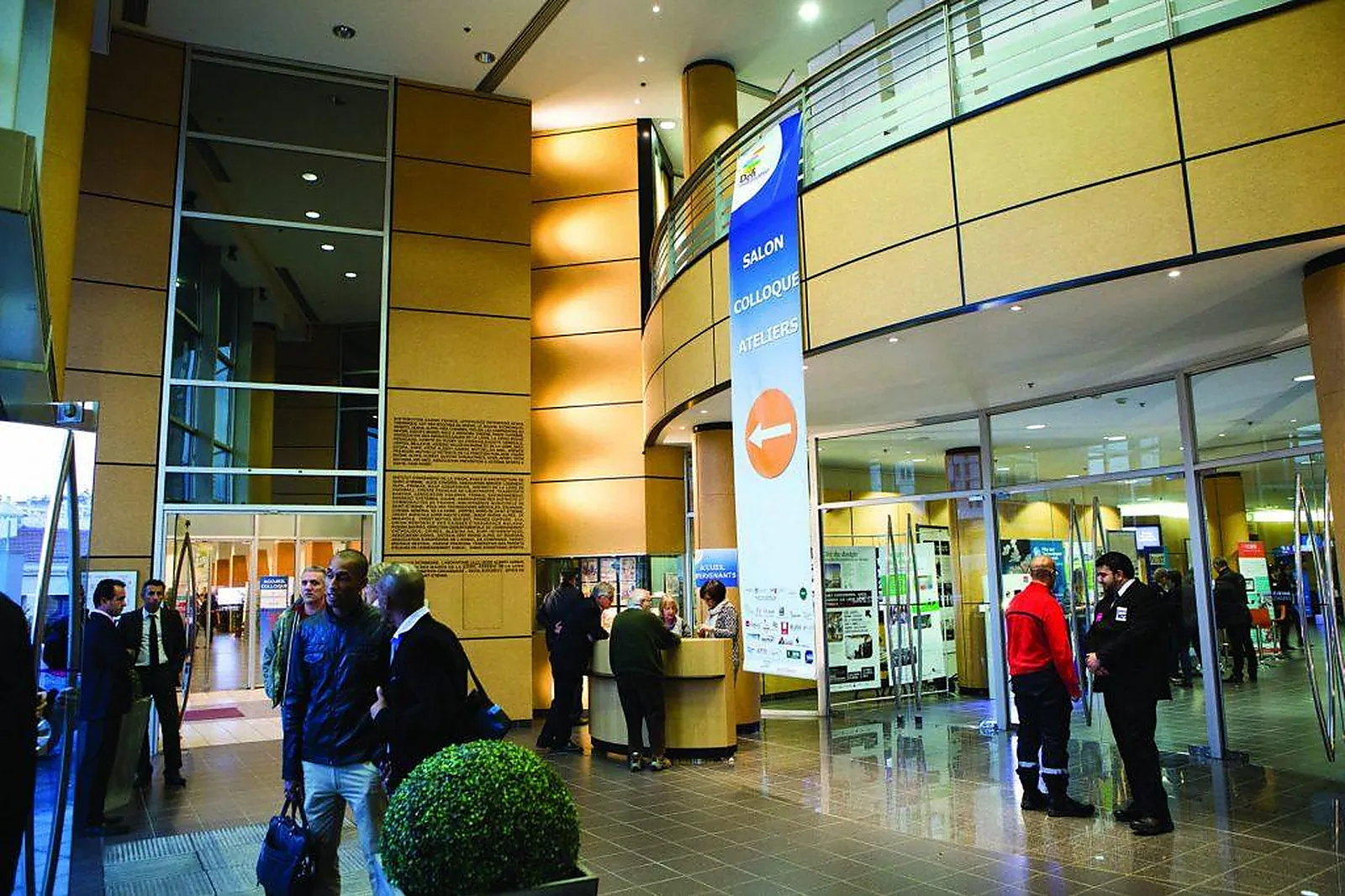 Centre de congrès, CENTRE DE CONGRÈS DE SAINT-ÉTIENNE