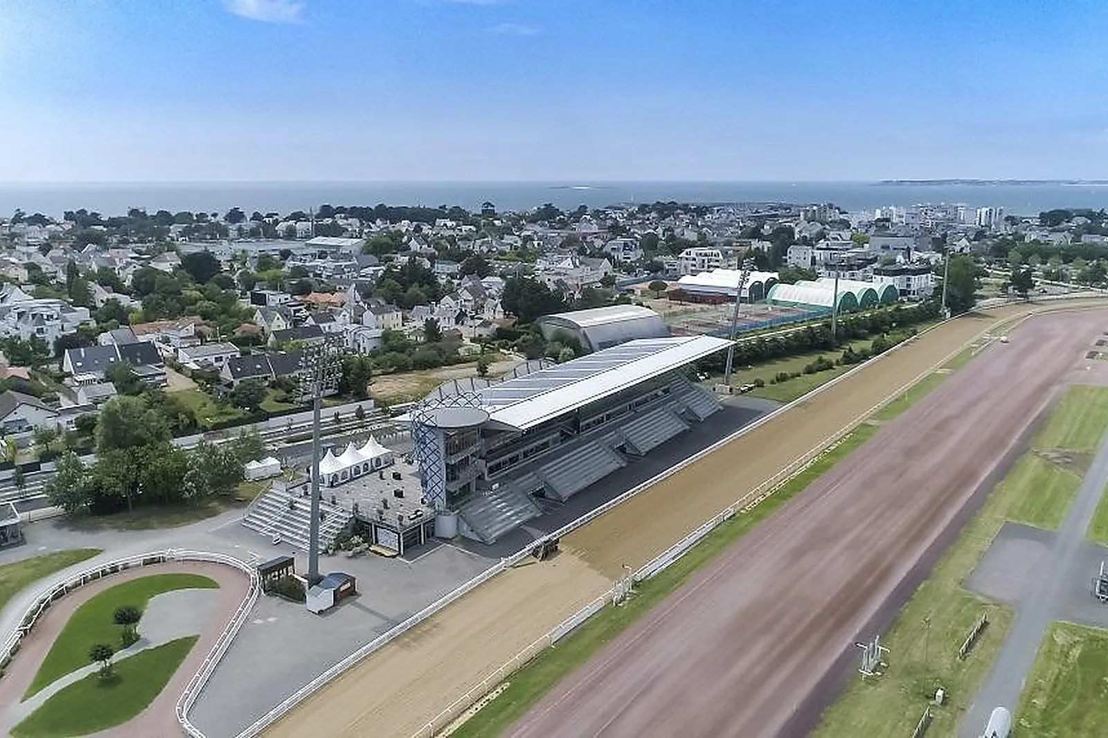 Lieux événementiels, CENTRE DE CONGRÈS DE PORNICHET - HIPPODROME