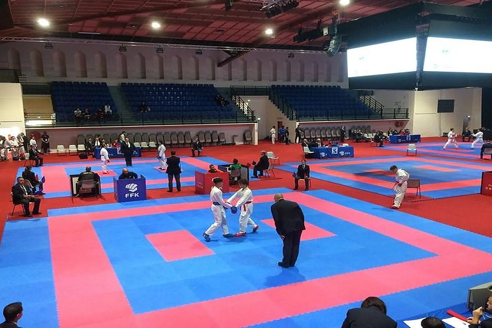 Lieux événementiels, CENTRE DES CONGRÈS DE CARCASSONNE