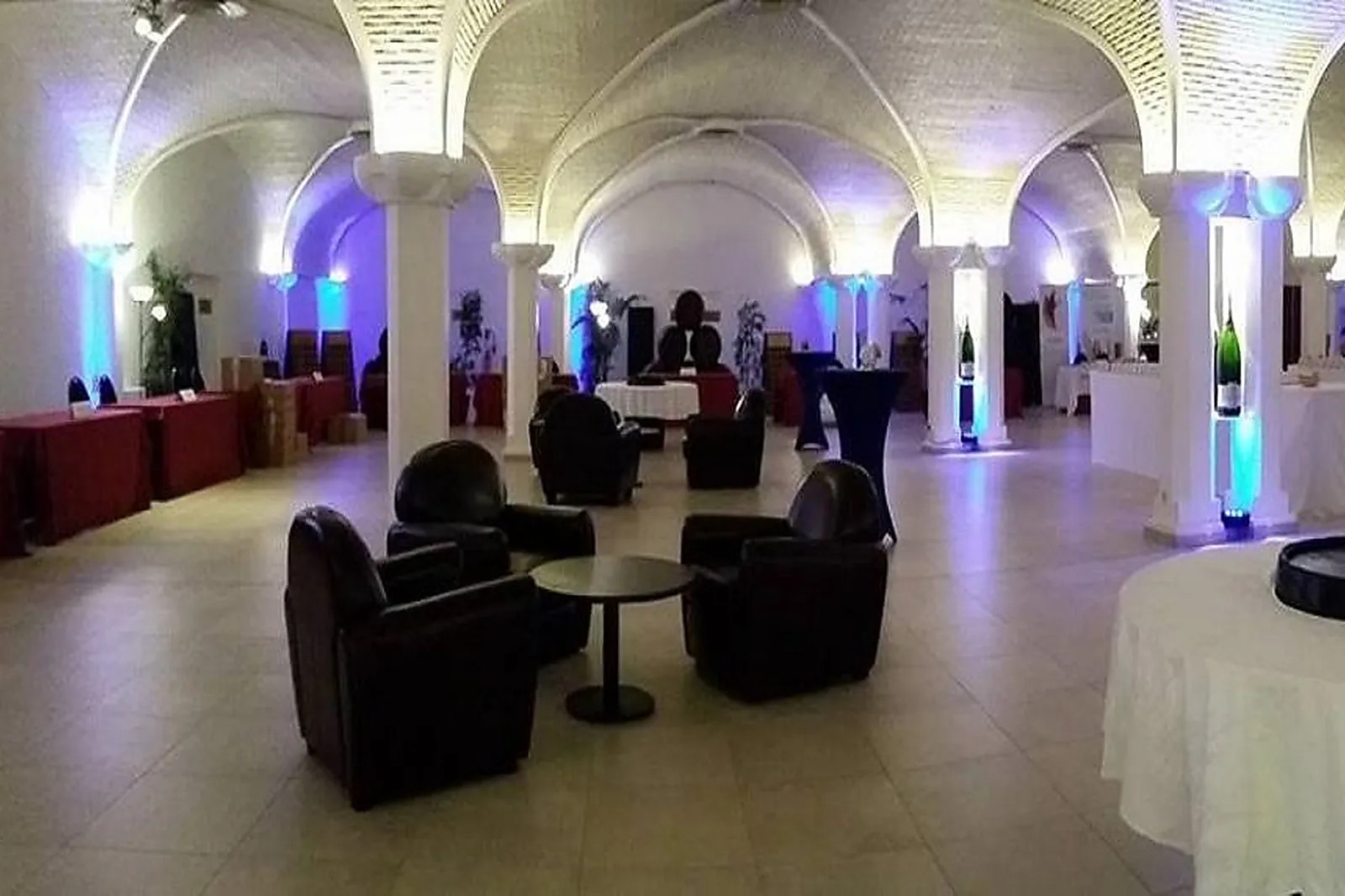 Lieux événementiels, CHAMPAGNE CASTELNAU