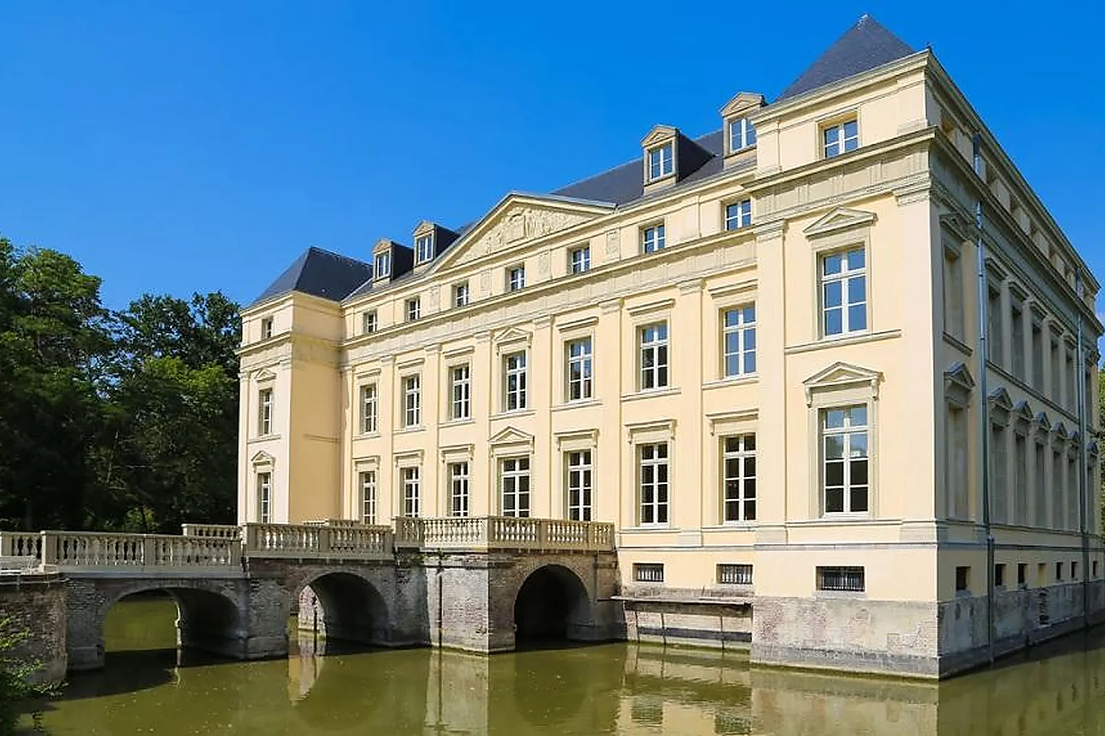 Lieux événementiels, CHÂTEAU D'AVELIN