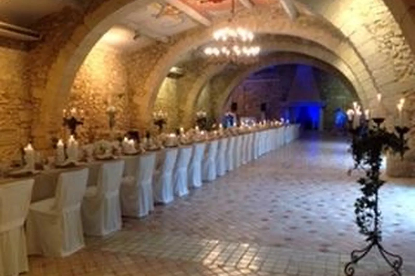 Lieux événementiels, CHÂTEAU PONT ROYAL