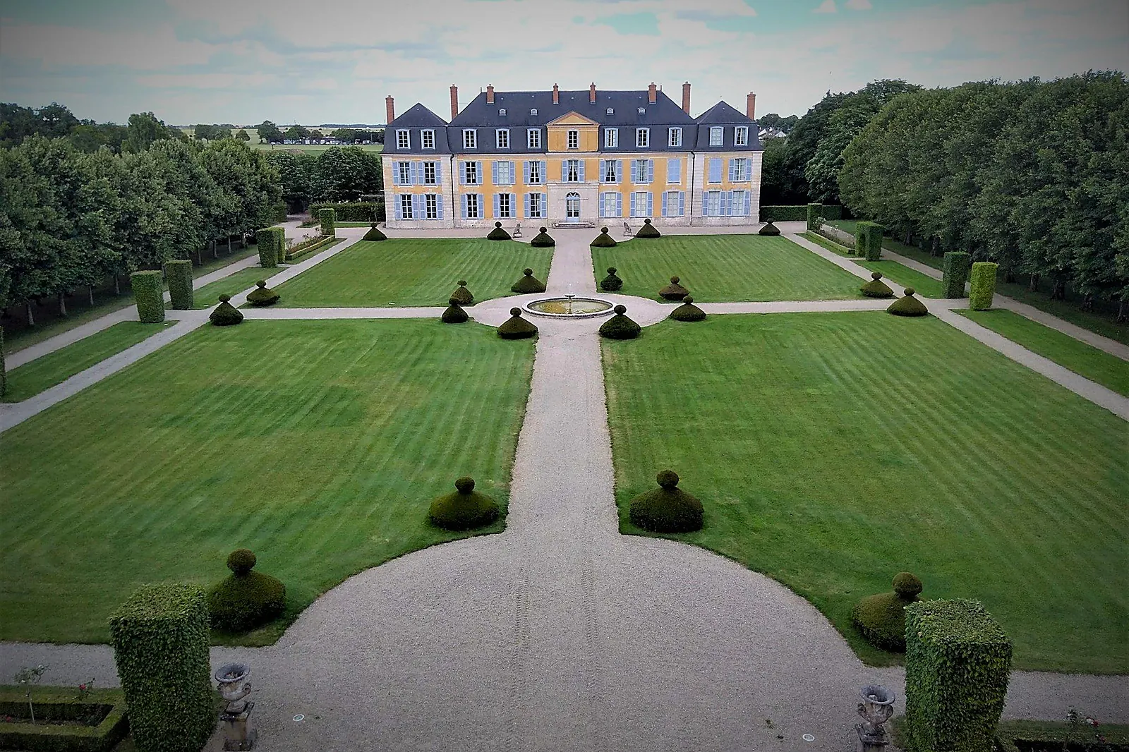 Île-de-France, CHÂTEAU DE DOMMERVILLE