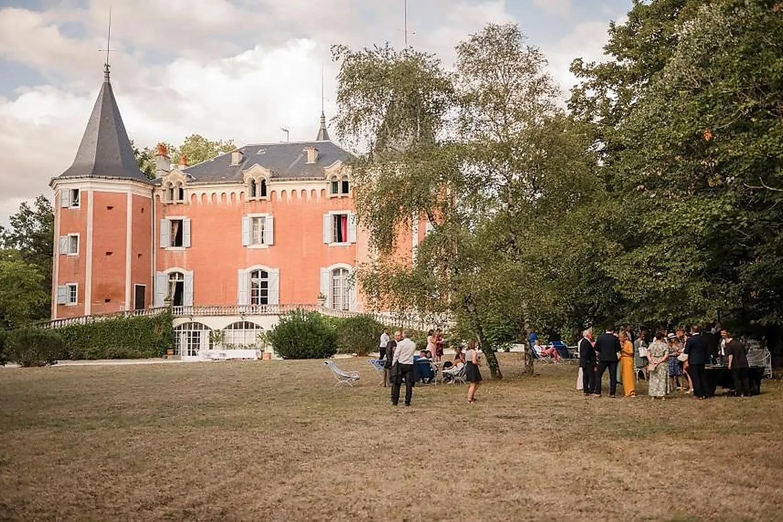 Languedoc-Roussillon-Midi-Pyrénées, CHÂTEAU DE GARREVAQUES