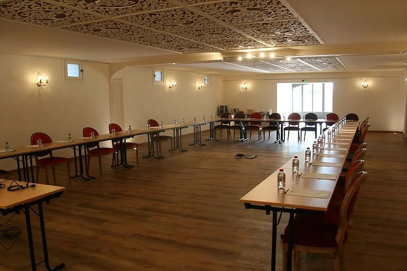 Lieux événementiels, CHÂTEAU LES OLIVIERS DE SALETTES - HOTEL - RESTAURANT - SPA