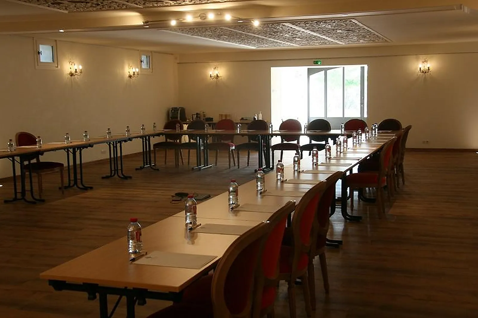 Lieux événementiels, CHÂTEAU LES OLIVIERS DE SALETTES - HOTEL - RESTAURANT - SPA