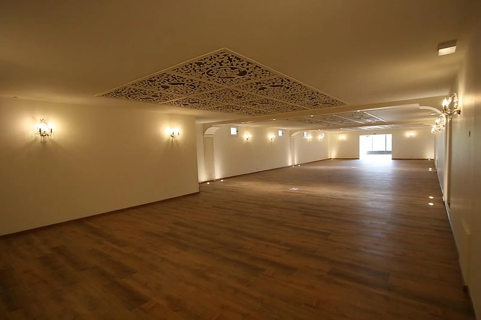 Lieux événementiels, CHÂTEAU LES OLIVIERS DE SALETTES - HOTEL - RESTAURANT - SPA