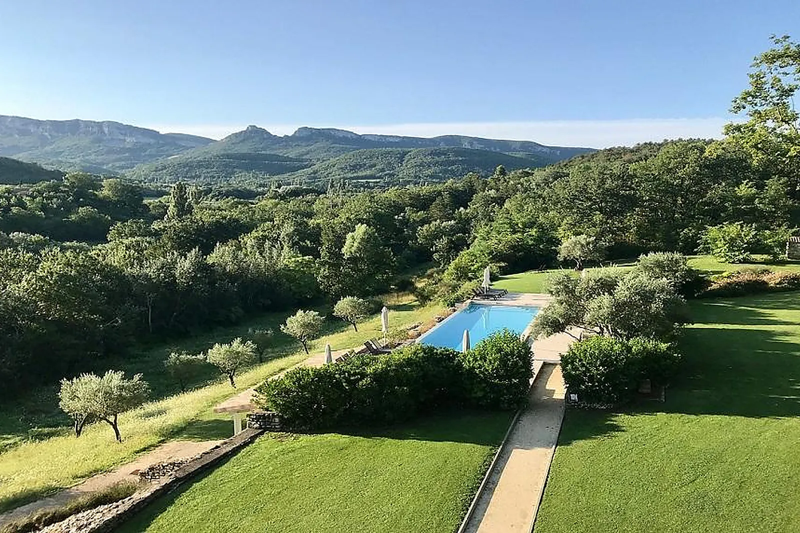 Lieux événementiels, CHÂTEAU LES OLIVIERS DE SALETTES - HOTEL - RESTAURANT - SPA