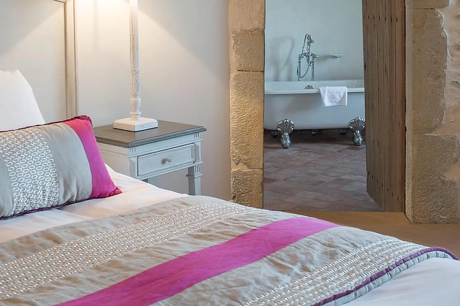 Lieux événementiels, CHÂTEAU LES OLIVIERS DE SALETTES - HOTEL - RESTAURANT - SPA