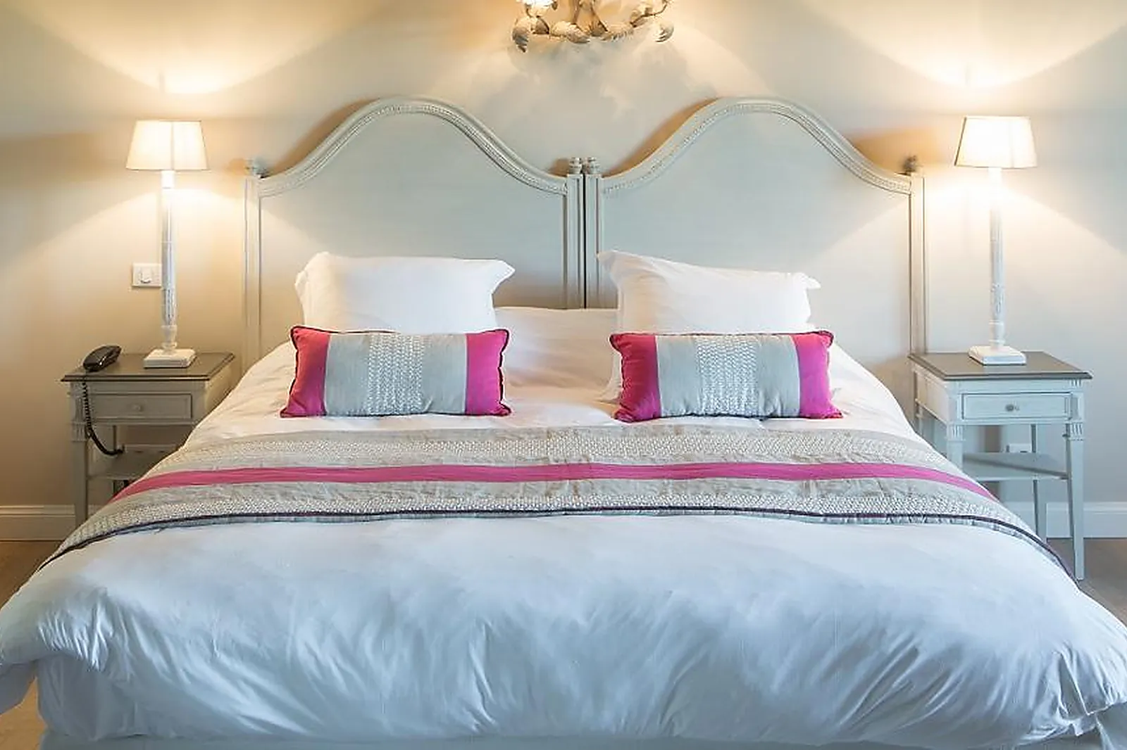 Lieux événementiels, CHÂTEAU LES OLIVIERS DE SALETTES - HOTEL - RESTAURANT - SPA