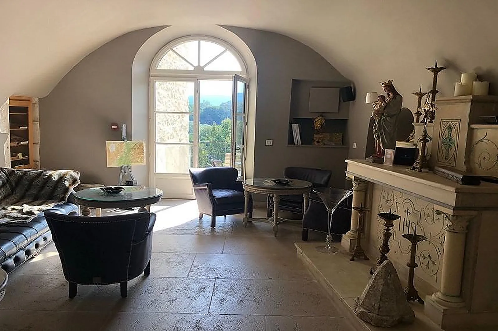 Lieux événementiels, CHÂTEAU LES OLIVIERS DE SALETTES - HOTEL - RESTAURANT - SPA