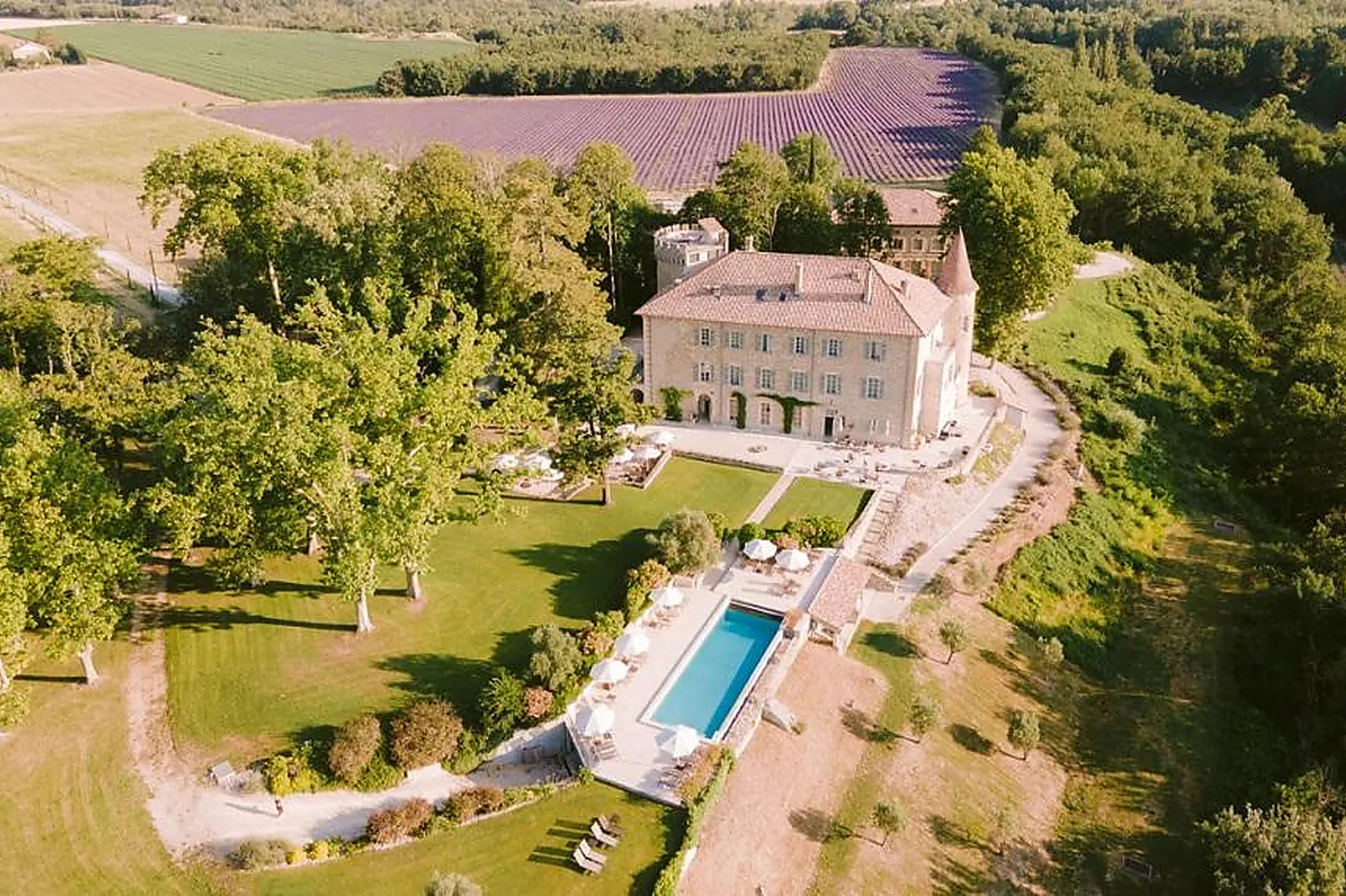 Lieux événementiels, CHÂTEAU LES OLIVIERS DE SALETTES - HOTEL - RESTAURANT - SPA