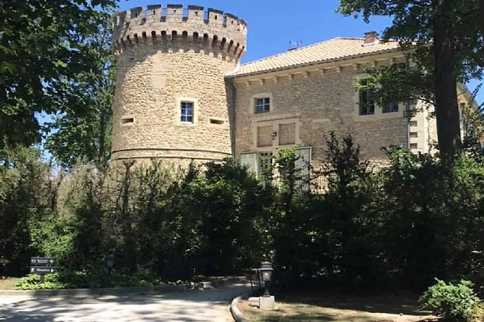 Lieux événementiels, CHÂTEAU LES OLIVIERS DE SALETTES - HOTEL - RESTAURANT - SPA