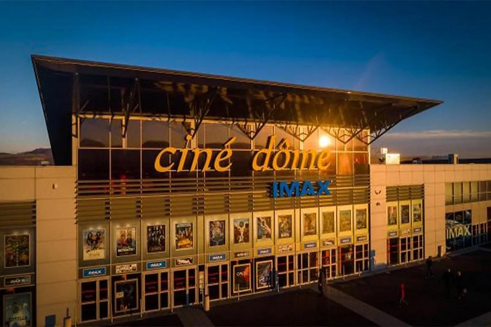 Lieux événementiels, CINÉ DÔME