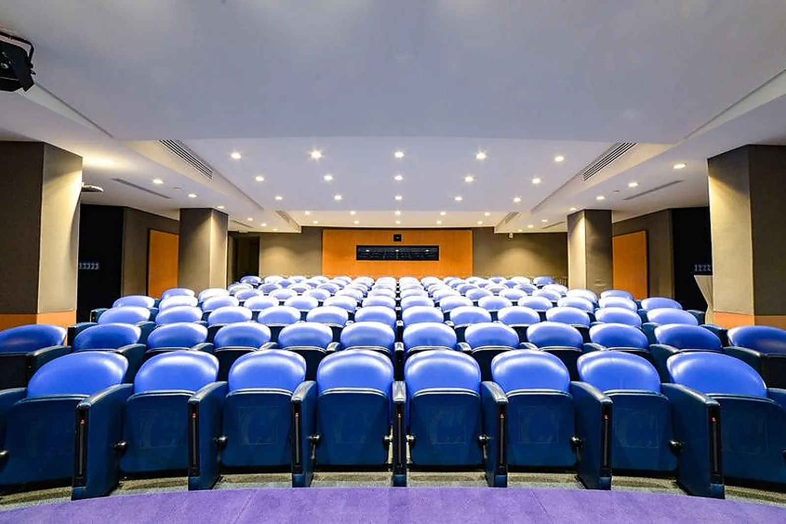 Lieux événementiels, CLUB LAFFITTE