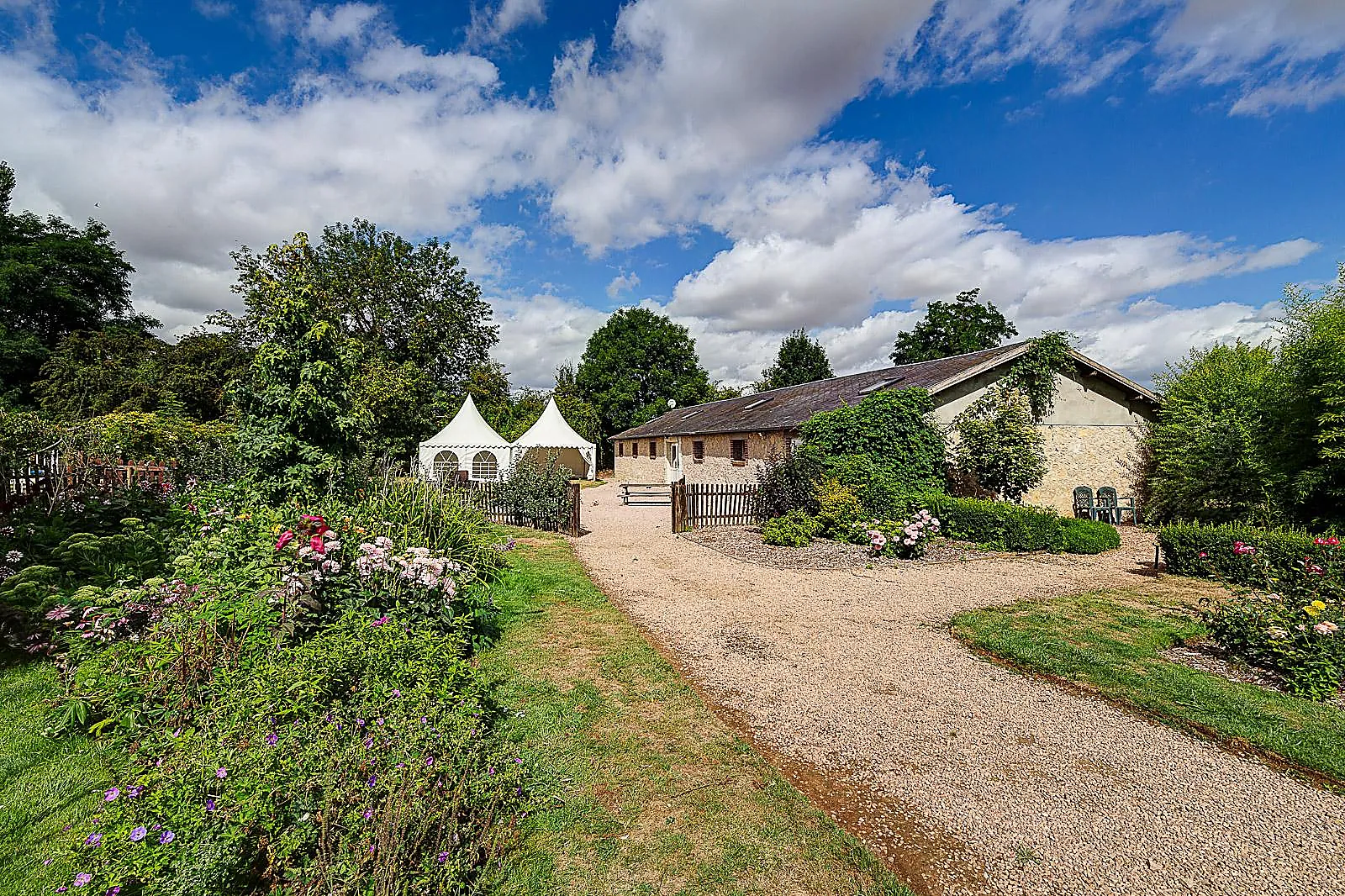 Hôtel, COEUR DE COMBRAY