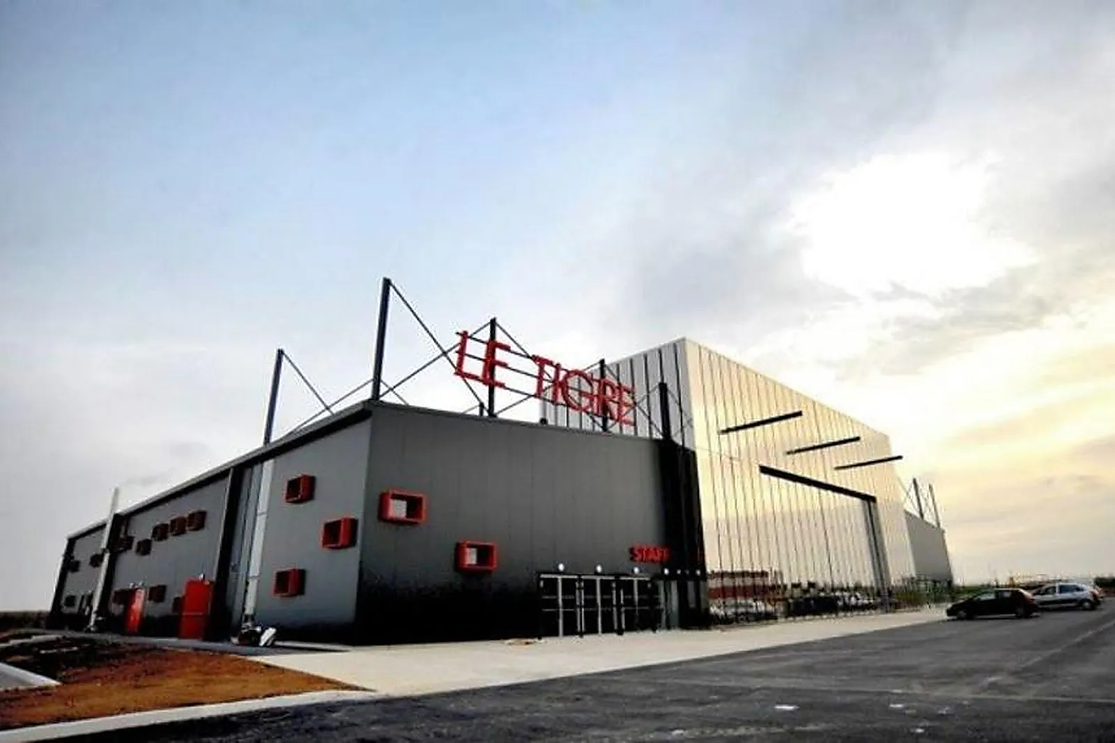 Lieux événementiels, COMPIÈGNE LE TIGRE CONGRÈS