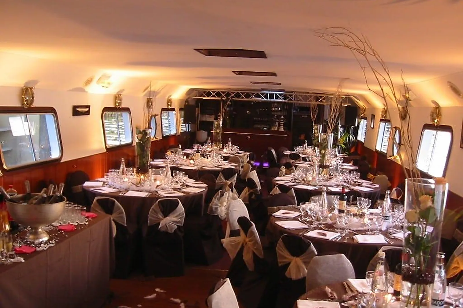 Bateau et Péniche, CROISIÈRES EN SEINE