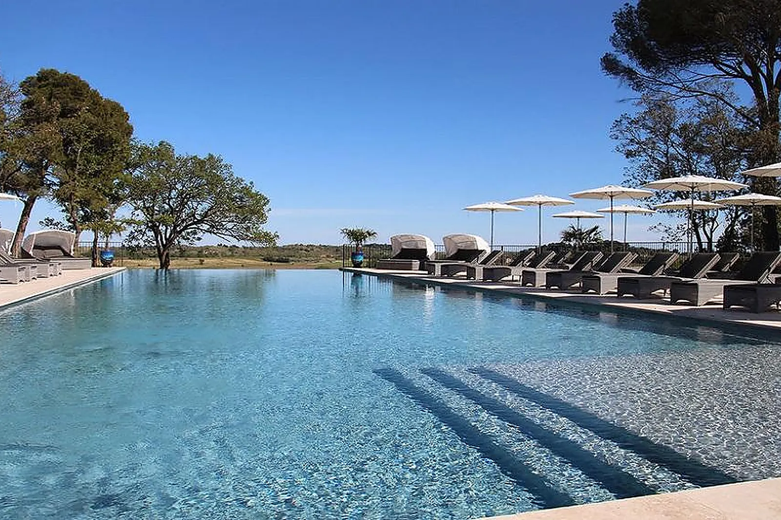 Lieux événementiels, DOMAINE SAINT PIERRE DE SERJAC