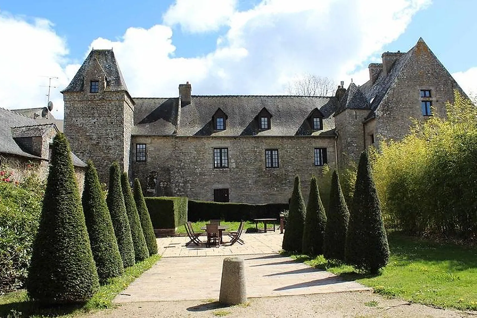 Lieux événementiels, DOMAINE DE L'ABBATIALE