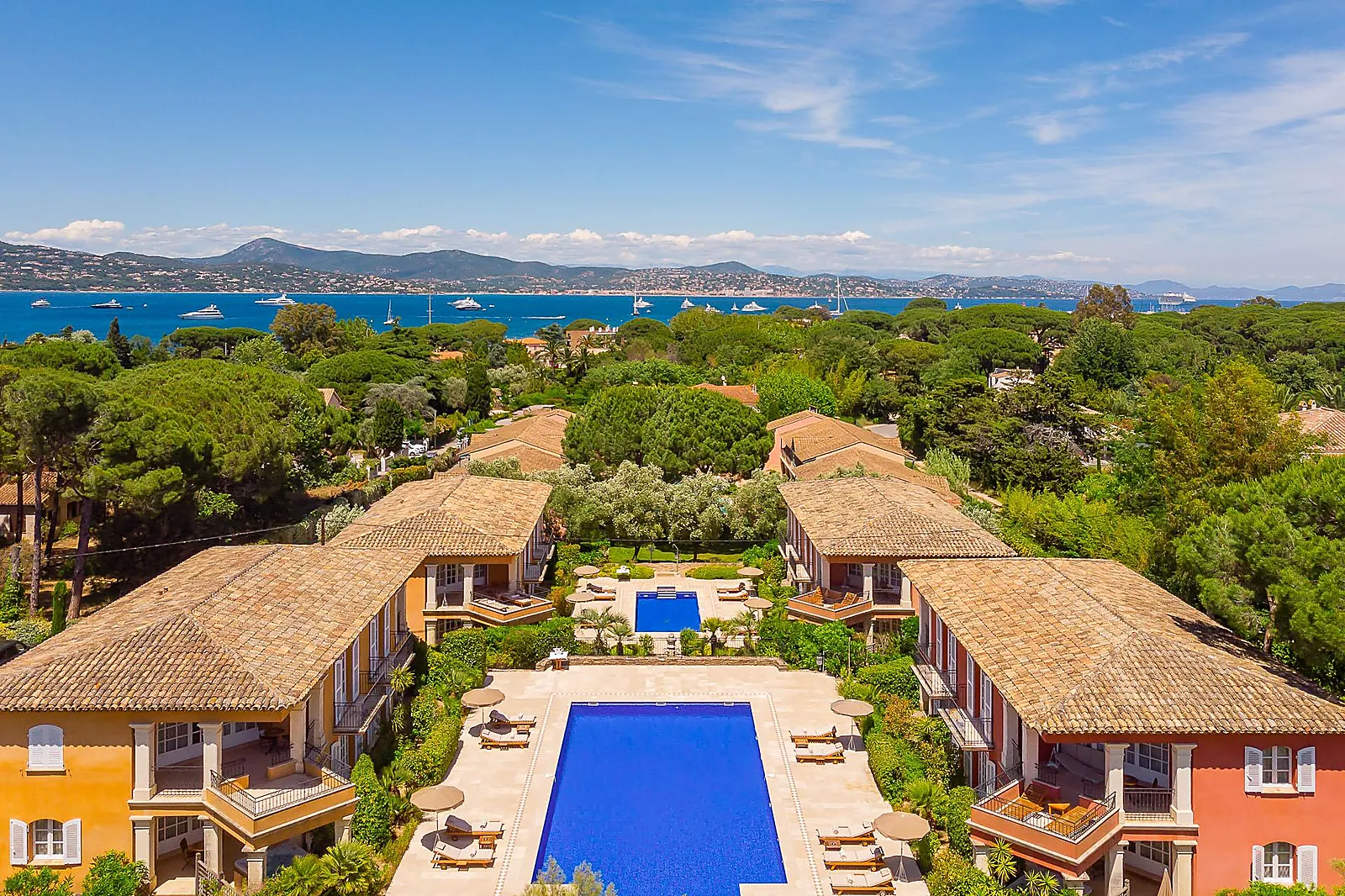 Château et Domaine, DOMAINE DE L'ASTRAGALE