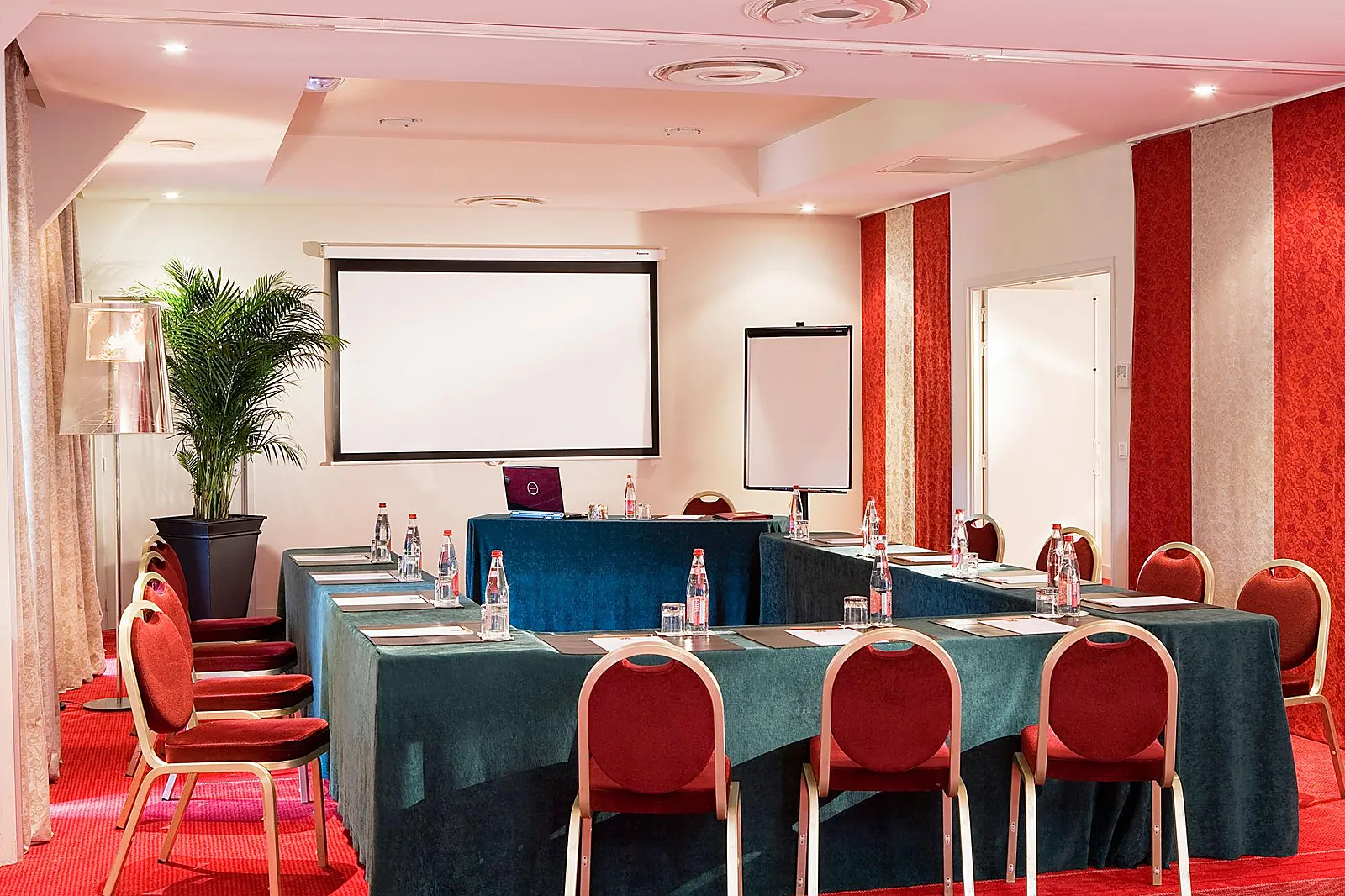 Château et Domaine, DOMAINE DE LA BRETESCHE HÔTEL SPA GOLF - BESSÉ SIGNATURE