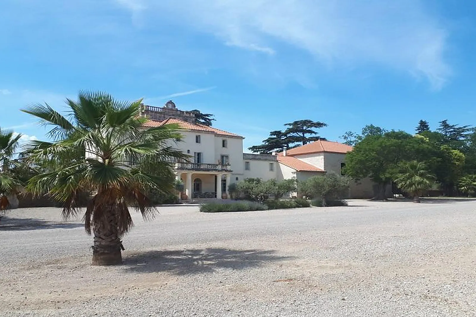 Château et Domaine, DOMAINE DES GRANDS CHAIS