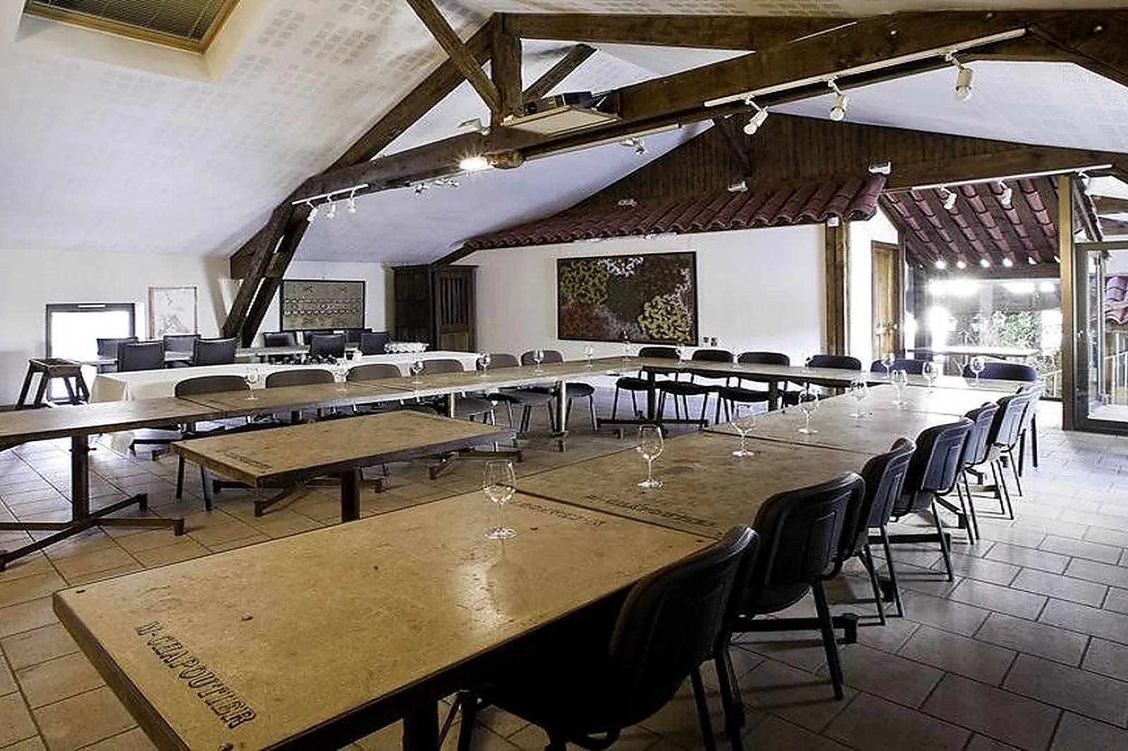 Lieux événementiels, ECOLE M.CHAPOUTIER