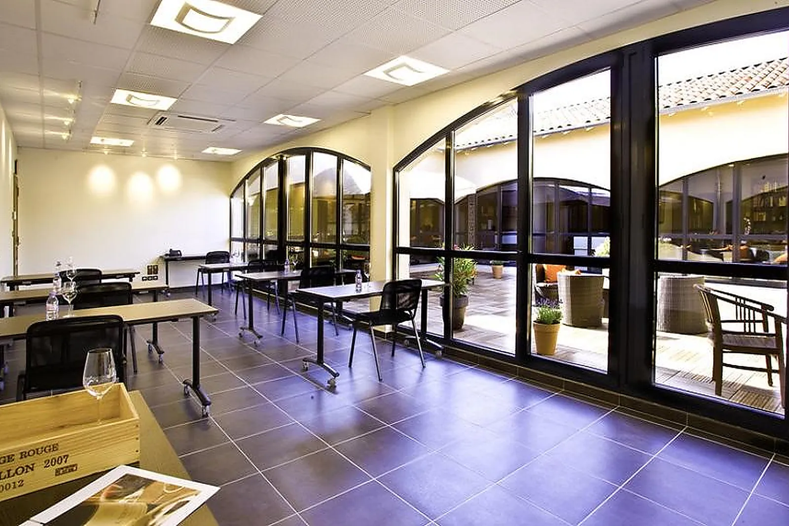 Lieux événementiels, ECOLE M.CHAPOUTIER