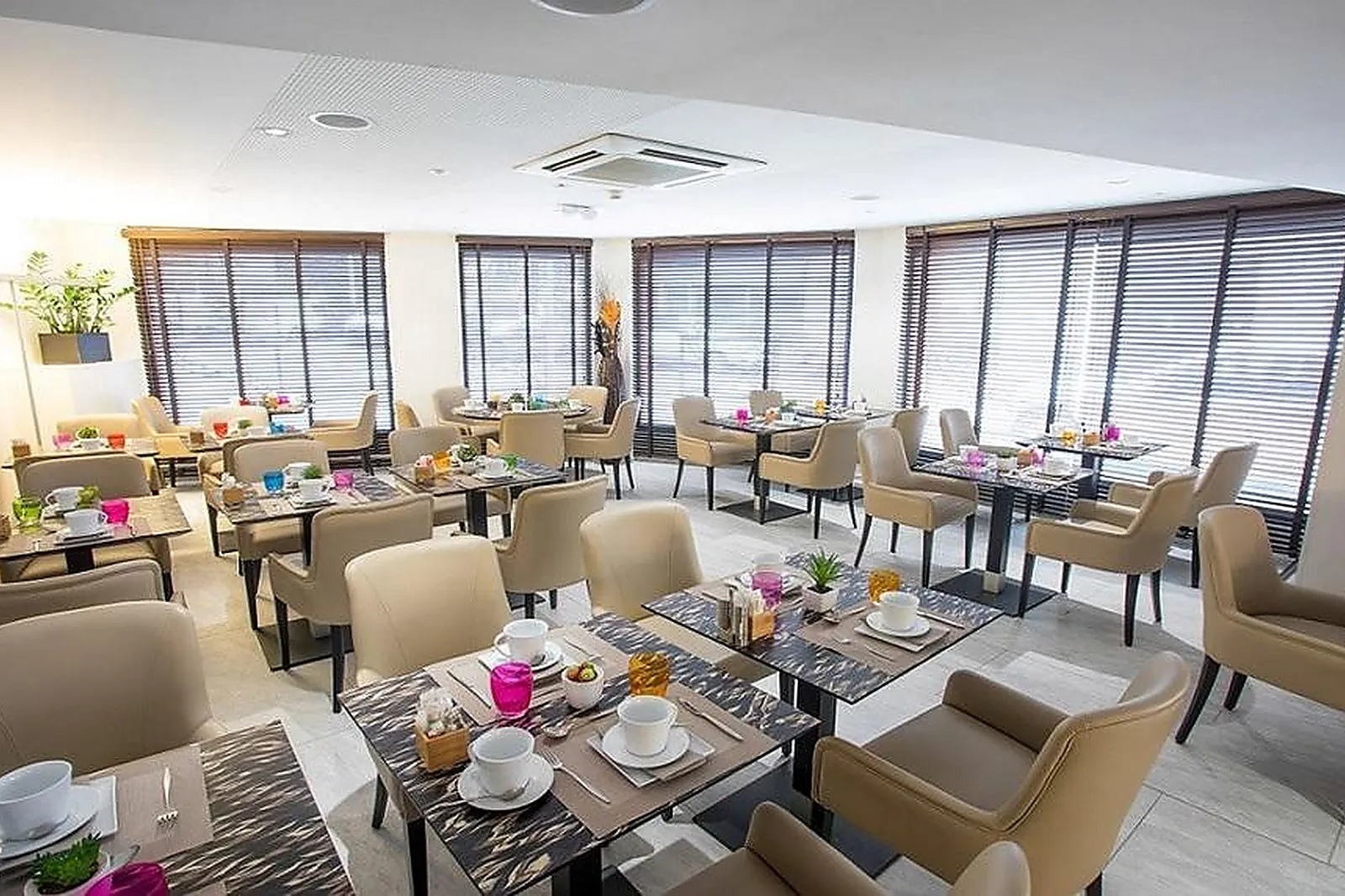 Lieux événementiels, EDEN HÔTEL & SPA