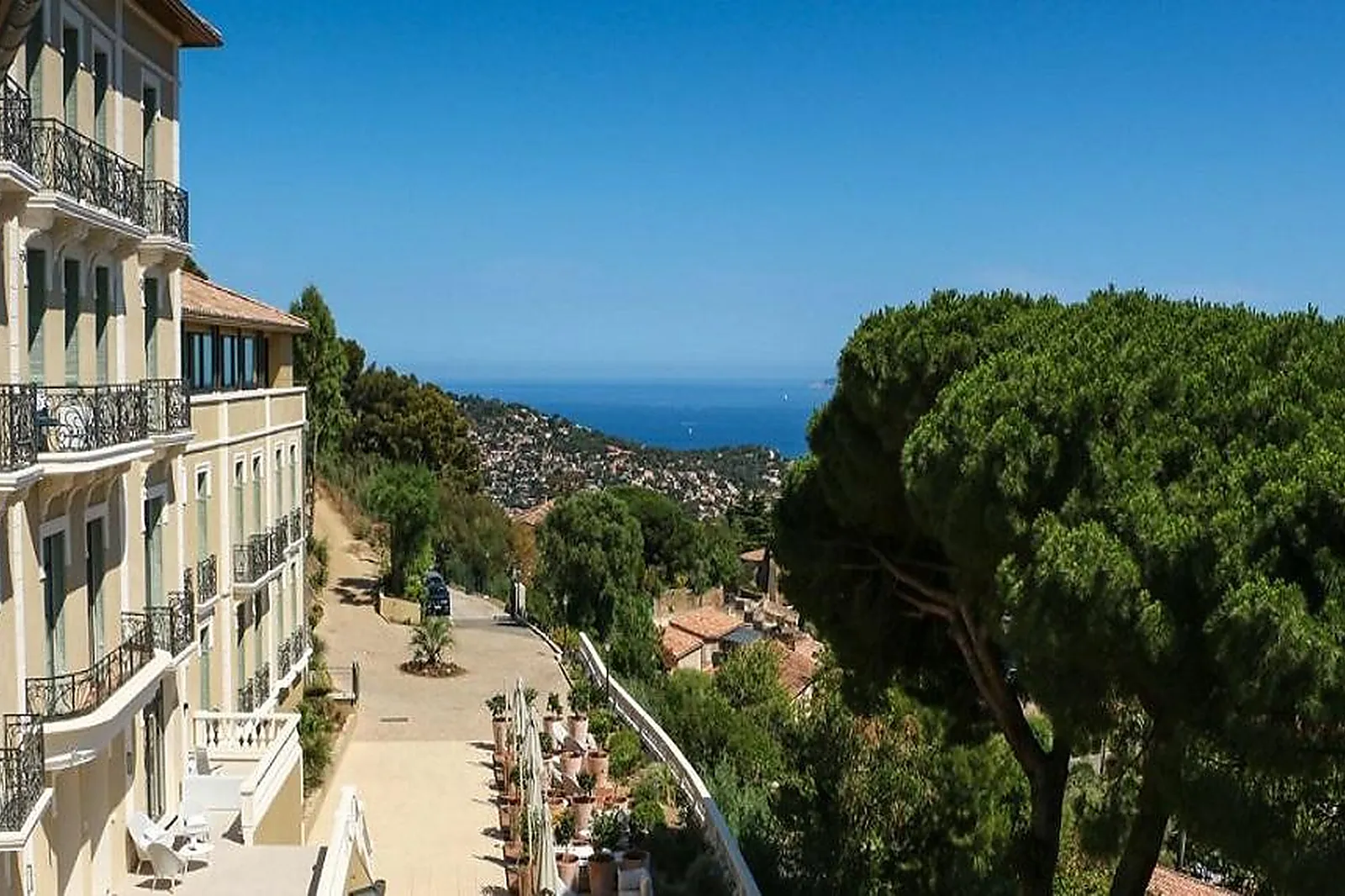 Lieux événementiels, EDEN ROSE GRAND HÔTEL - BORMES-LES-MIMOSAS