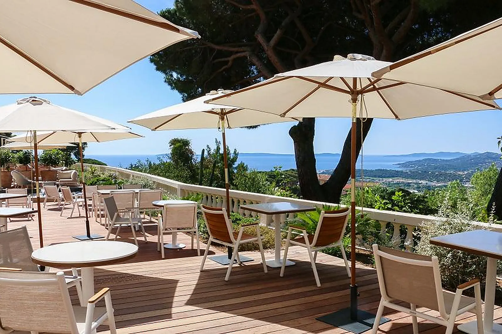 Lieux événementiels, EDEN ROSE GRAND HÔTEL - BORMES-LES-MIMOSAS