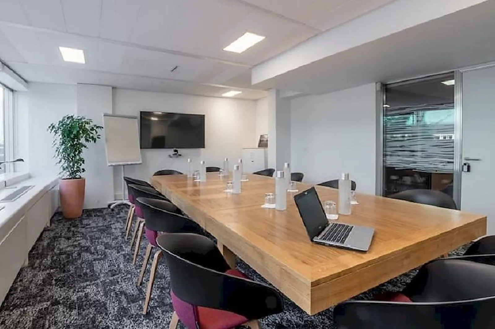 Coworking, EMERGENCE ISSY LES MOULINEAUX