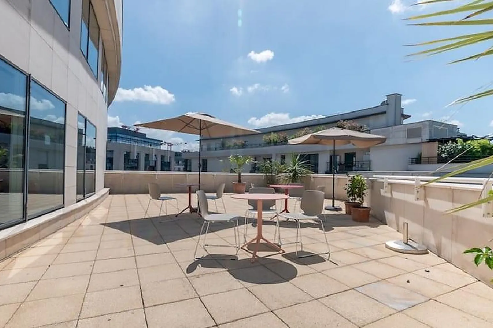 Coworking, EMERGENCE ISSY LES MOULINEAUX