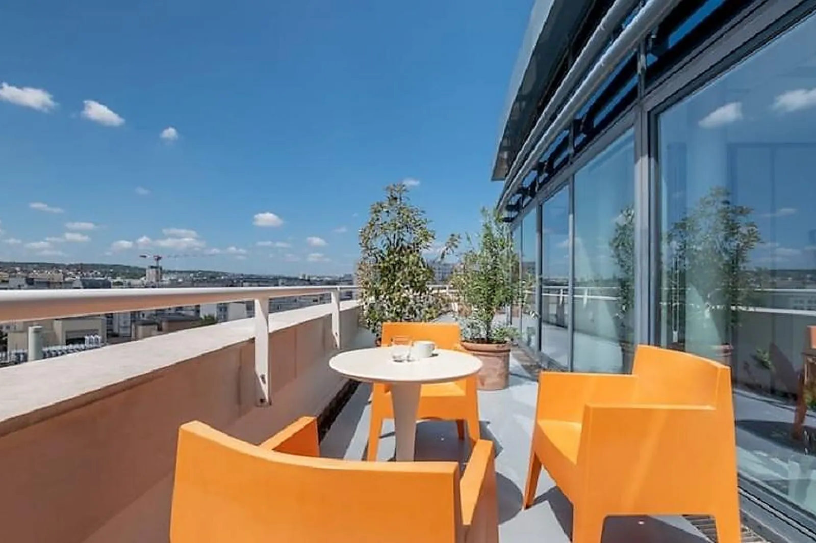 Coworking, EMERGENCE ISSY LES MOULINEAUX